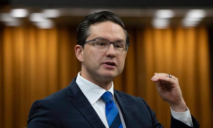 ‘Ground the Jet’: Poilievre Has First Joust With Trudeau in the House as Tory Leader
