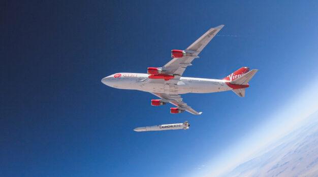 A concept image of a 747-400 jumbo jet launching the LauncherOne satellite.<br/>(Courtesy of Virgin Orbit)