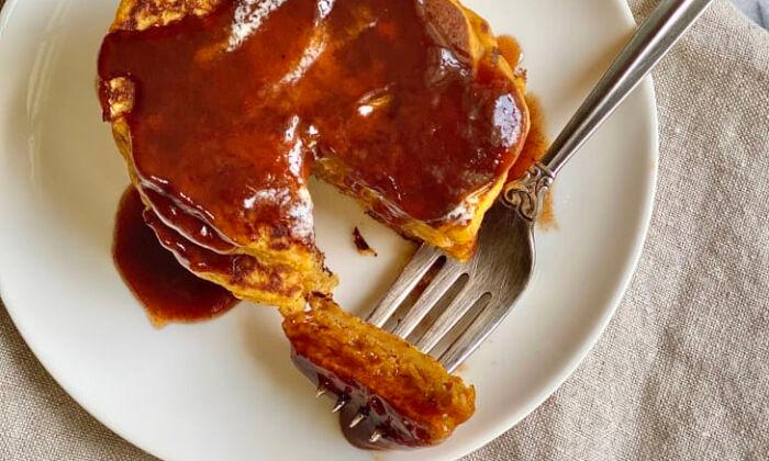 Pumpkin Pancakes, the Cozy Weather Breakfast of Our Dreams