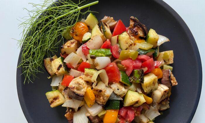 This Fall, Dive Into an Oh-So-Versatile Grilled Vegetable Medley