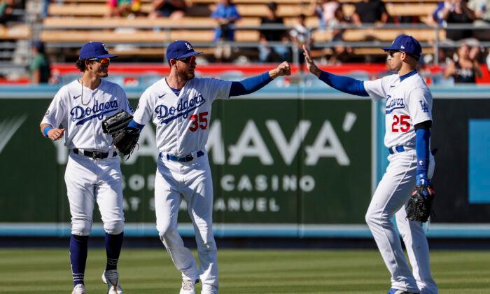 Rookie Vargas, Dodgers Rally Past D-Backs, 5th Win in Row