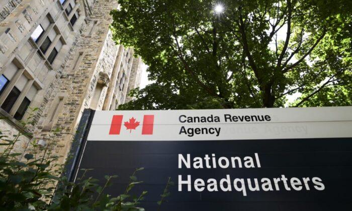 Federal Tax Workers Vote in Favour of Striking in Middle of Tax Filing Season