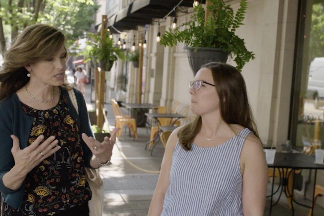 Young Mother Reveals US Education ‘Lies’ in New Film Aimed at Parents