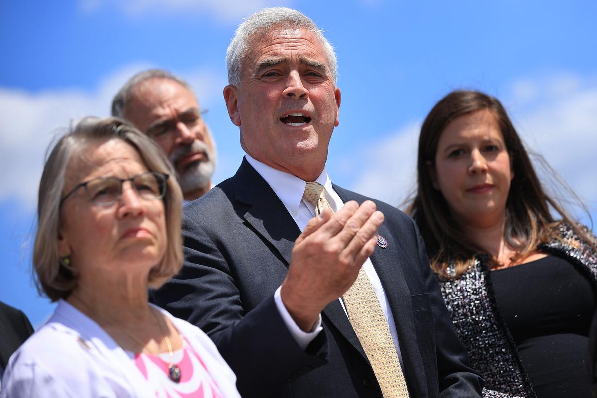 CCP Diplomat Tried to Lobby US Lawmakers to Deflect Blame for Causing US Fentanyl Crisis