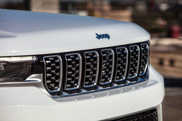 Iconic Jeep 7-slot grille. (Courtesy of Stellantis/Jeep)