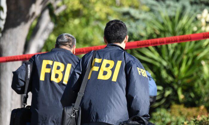 Former Top FBI Agent Convicted of Accepting Bribes