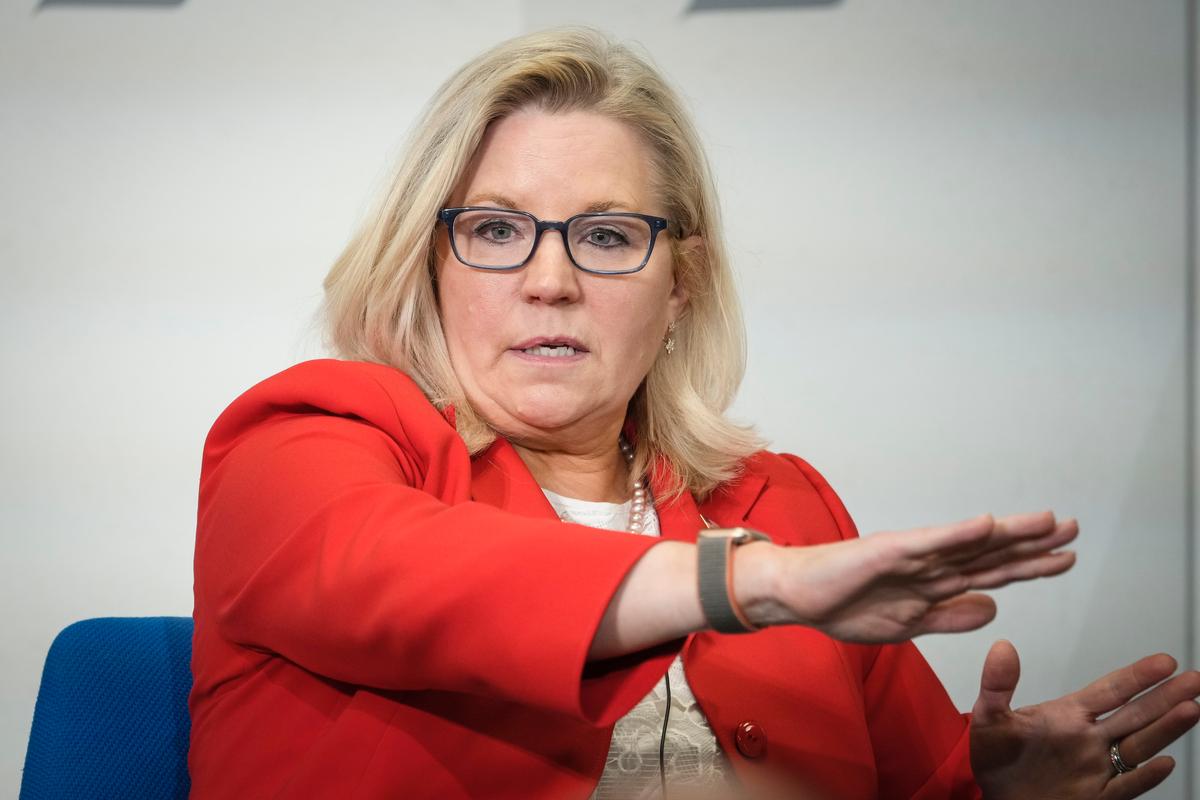 Liz Cheney Will Campaign for Democrats, Leave Republican Party If Trump Is 2024 Nominee
