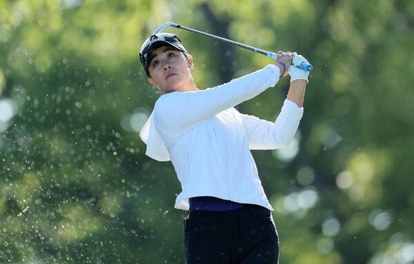 Danielle Kang hits her tee shot on the 4th hole during the final round of the Walmart NW Arkansas Championship at Pinnacle Country Club in Rogers, Ark., on Sept. 25, 2022. (Andy Lyons/Getty Images)
