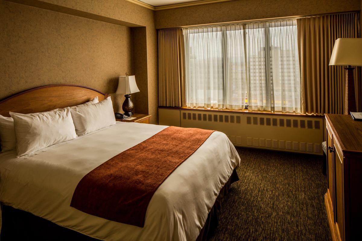 A king room in the Hotel Captain Cook in Anchorage, Alaska. (Courtesy of Hotel Captain Cook)