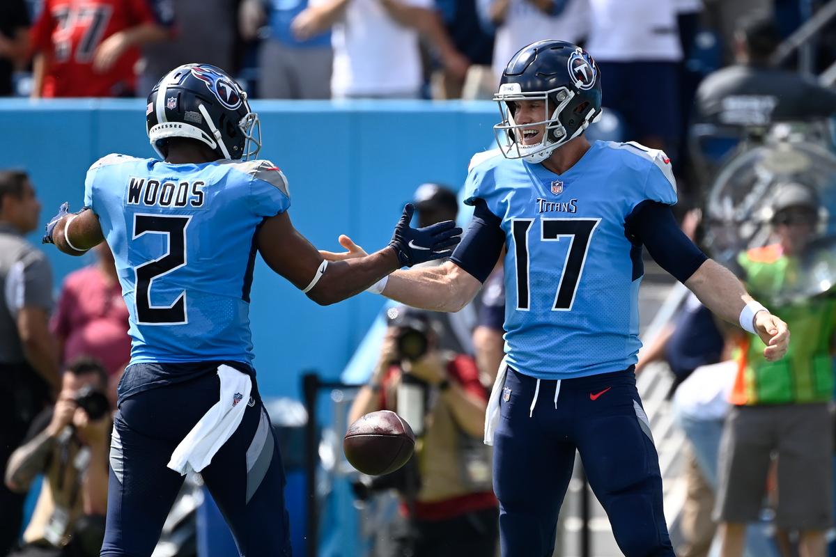 Titans Never Trail in Keeping Raiders Winless With 24–22 Win