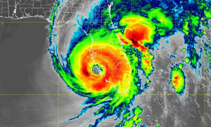 Hurricane Ian Swamps Southwest Florida, 2 Million Without Power