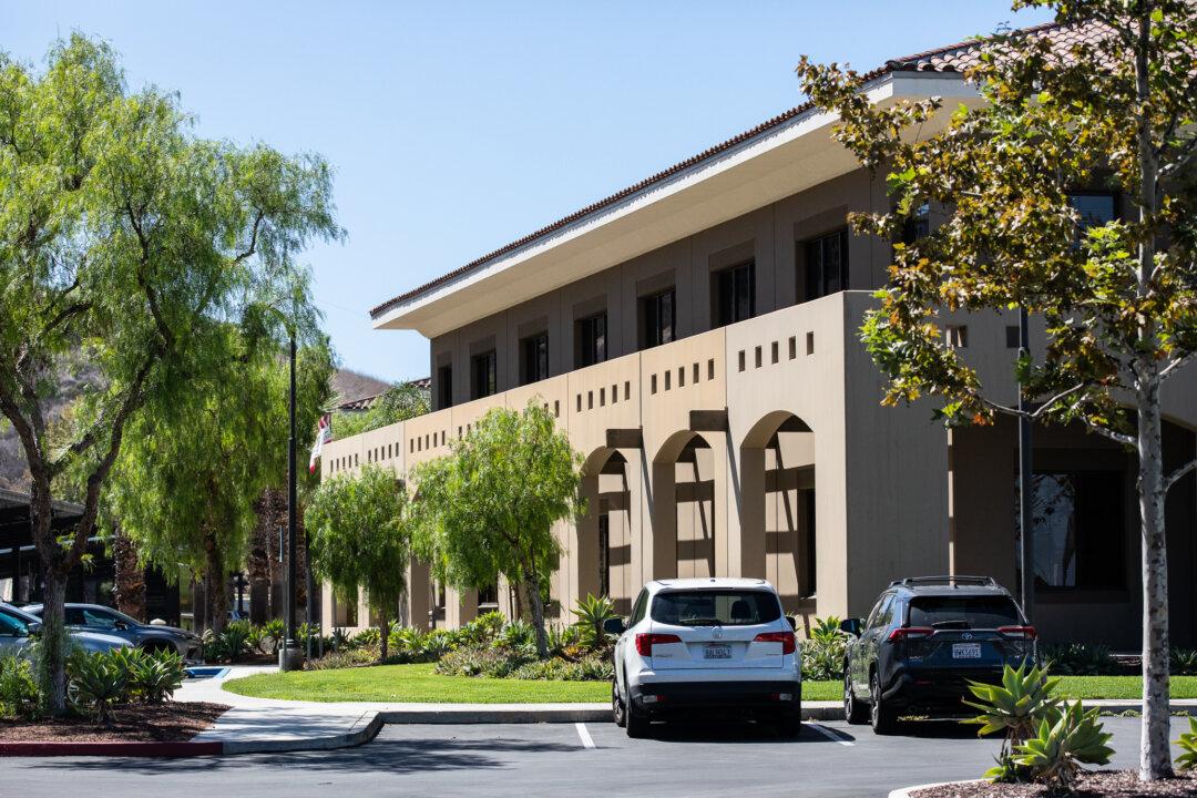Lawyer, Former Teacher Runs for Capistrano Unified School Board