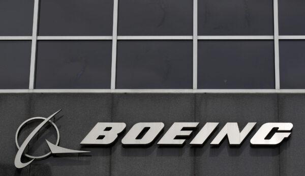 The Boeing logo at their headquarters in Chicago on April 24, 2013. (Jim Young/Reuters)