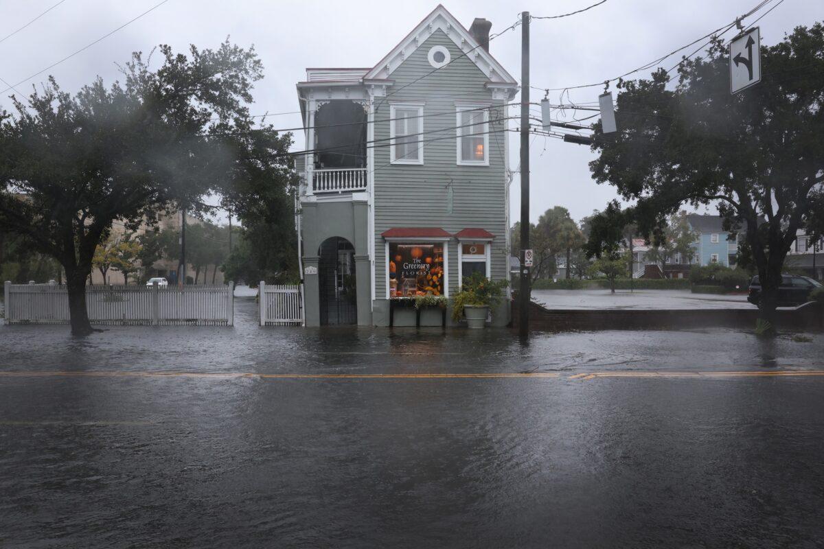 Rain from Hurricane Ian floods a street in Charleston, S.C., on Sept. 30, 2022. (Scott Olson/Getty Images)