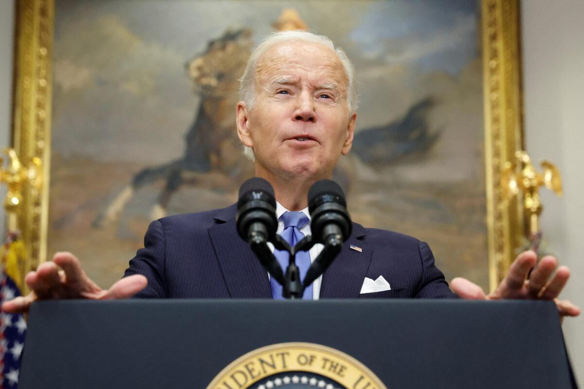 U.S. President Joe Biden makes remarks about Russian President Vladimir Putin's comments on the military conflict in Ukraine after delivering remarks on the federal response to Hurricane Ian at the White House on Sept. 30, 2022. (Jonathan Ernst/Reuters)
