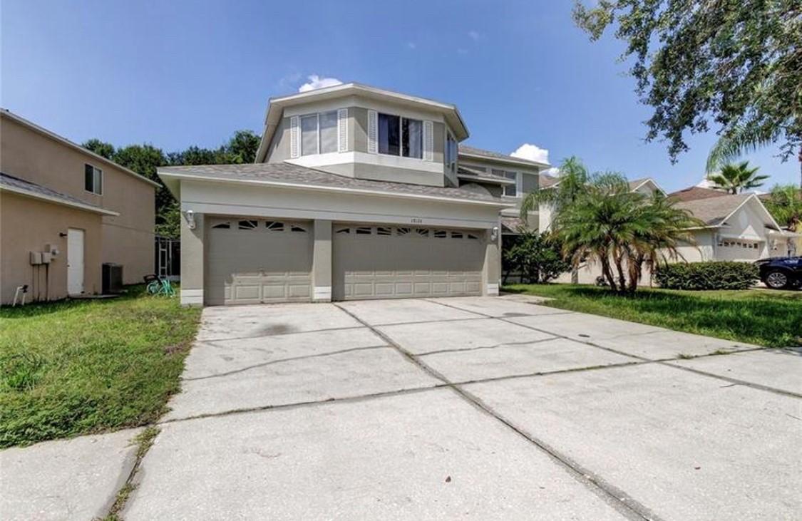 A six-bedroom, three-bath single-family home in Tampa, Fla., listed for $600,000. (Courtesy of InvestFar, Los Angeles, Calif.)