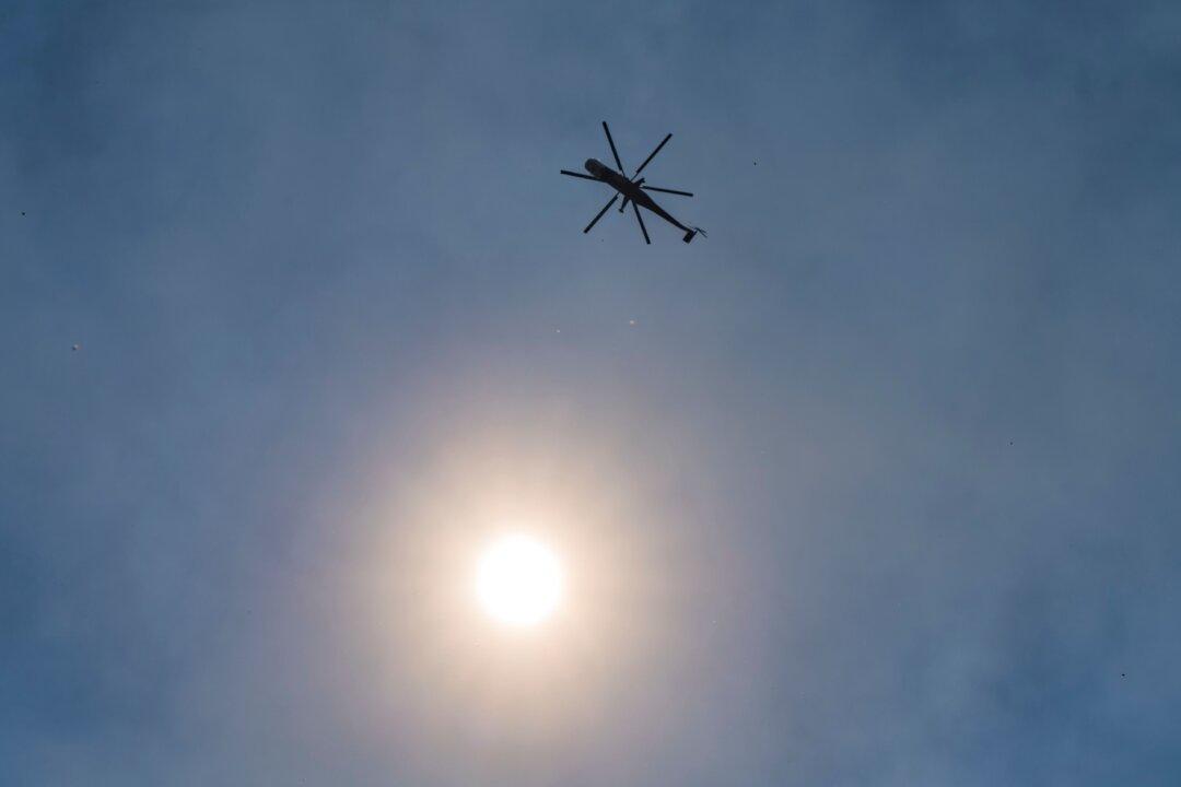 2 Injured When Helicopter Crashes in Yard of California Home