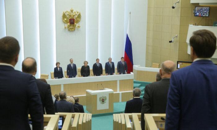 Russia’s Federation Council Ratifies Annexation of 4 Ukrainian Regions