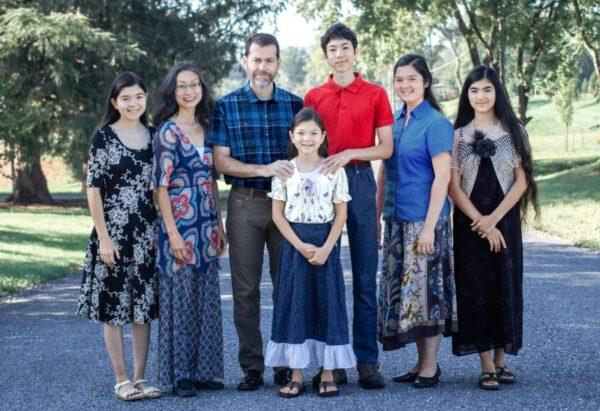 Barry Durmaz (3rd L), and his wife Kyoko to his left, with their five children. (Courtesy of William Bradford Ross)