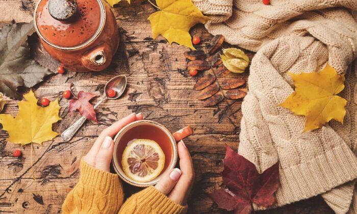 4 Tips for a Healthier Autumn, 2 Spots to Massage for Health, Plus Tea Recipe