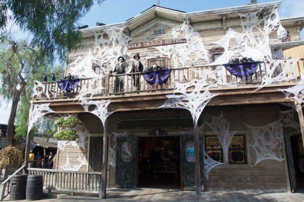 The original 1868 Gold Trails Hotel, acquired by Walter Knott from Prescott, Arizona in 1940. (Courtesy of Karen Gough)