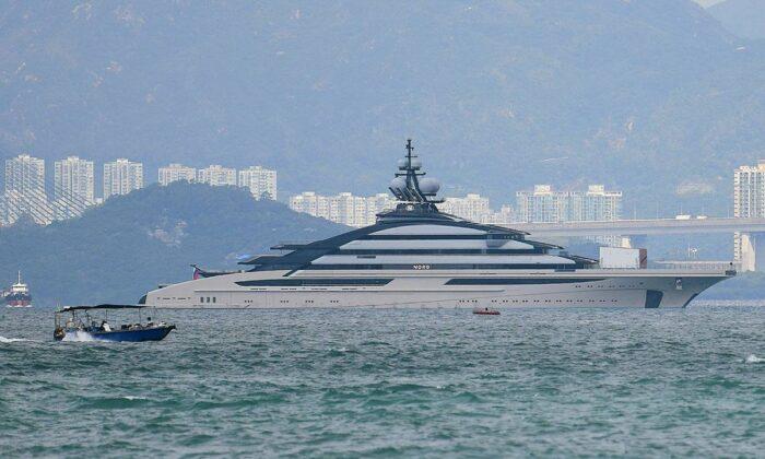 Sanctioned Russian Oligarch Anchors Mega Yacht in Hong Kong