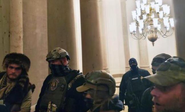 Second Capitol Police Officer Says Oath Keepers Didn’t Offer Him Help on Jan. 6