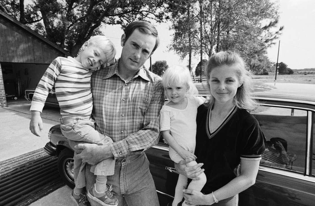 Nolan Ryan and his wife, Ruth, with their son Reese and daughter Wendy at their home in Alvin, Texas, in 1979, in "Facing Nolan." (Bettmann/Bettmann Archive)