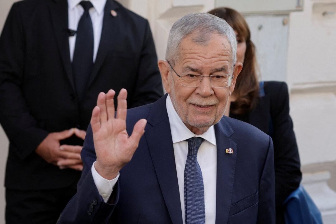 Austrian President Secures Reelection With Clear Win, Avoiding Runoff: Projections