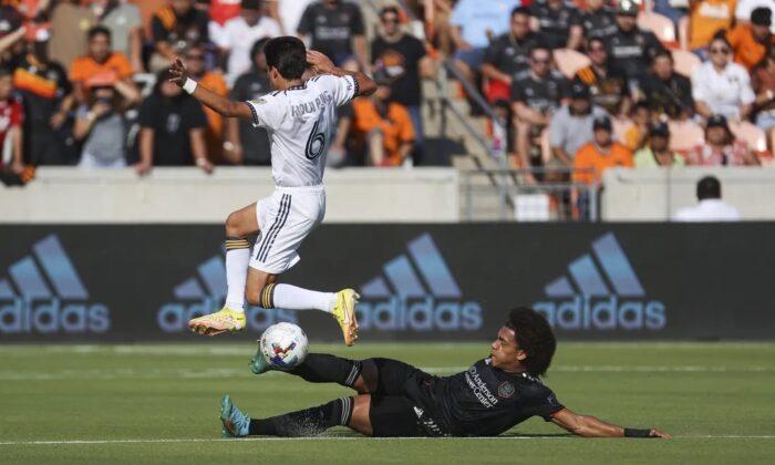 LA Galaxy Tops Dynamo to Complete Late-Season Surge