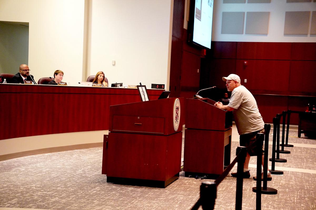 Loudoun County School Board Votes Not to Release Rape Investigation Report