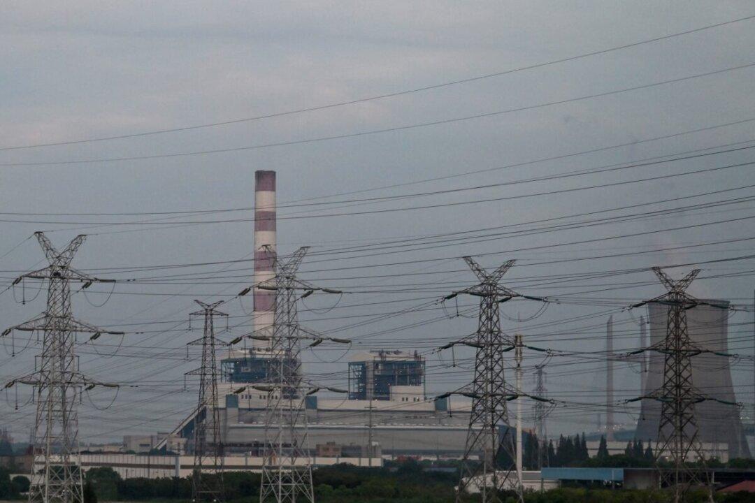 China Accelerates Nuclear Power Construction to Foster State-Owned Industry Giants
