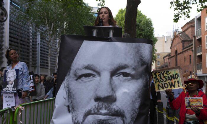 Julian Assange Tests Positive for COVID-19, Locked in Cell for 24 Hours a Day: Wife