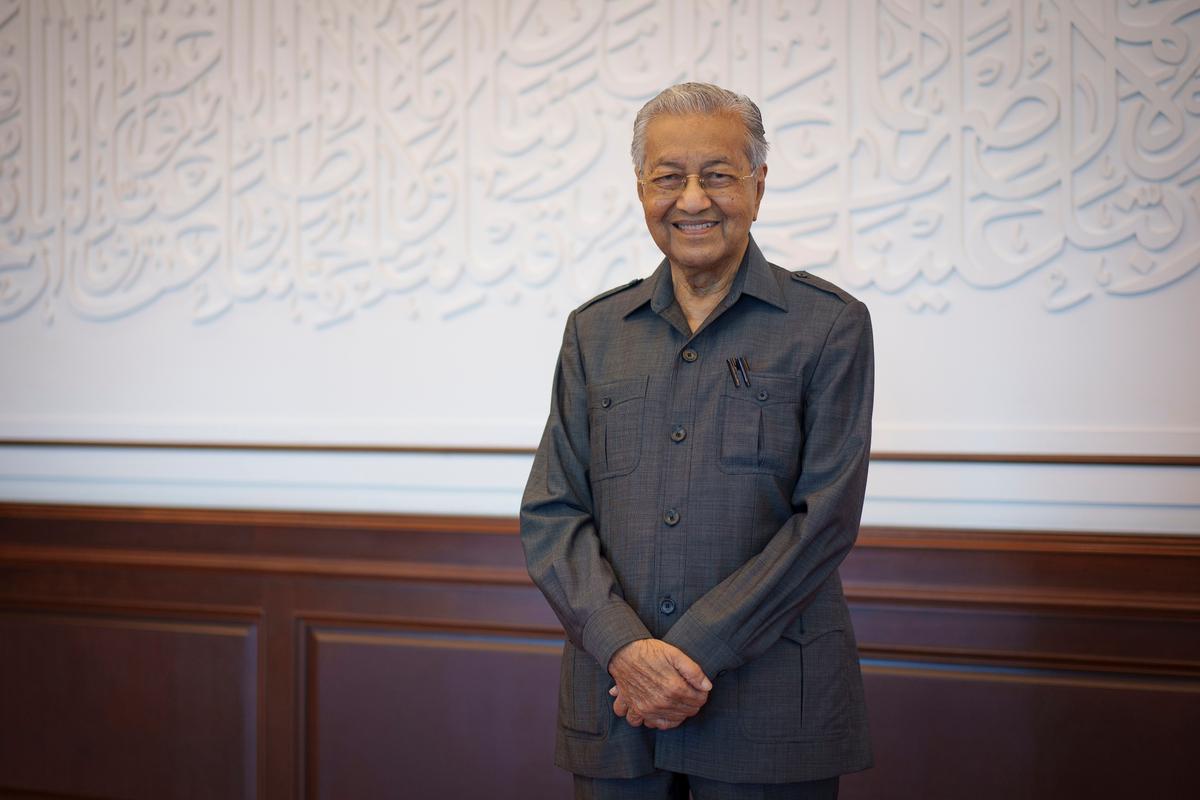 Malaysia’s Mahathir, 97, to Run in General Elections