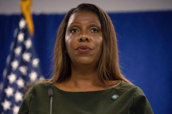  New York Attorney General Letitia James speaks during a press conference in New York, on Sept. 21, 2022. (Yuki Iwamura/AFP via Getty Images)