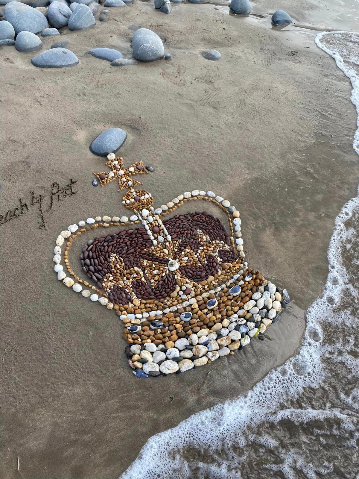 Tribute to the late Queen Elizabeth II. (Courtesy of <a href="https://www.facebook.com/profile.php?id=100065379493149">Beach4Art</a>)