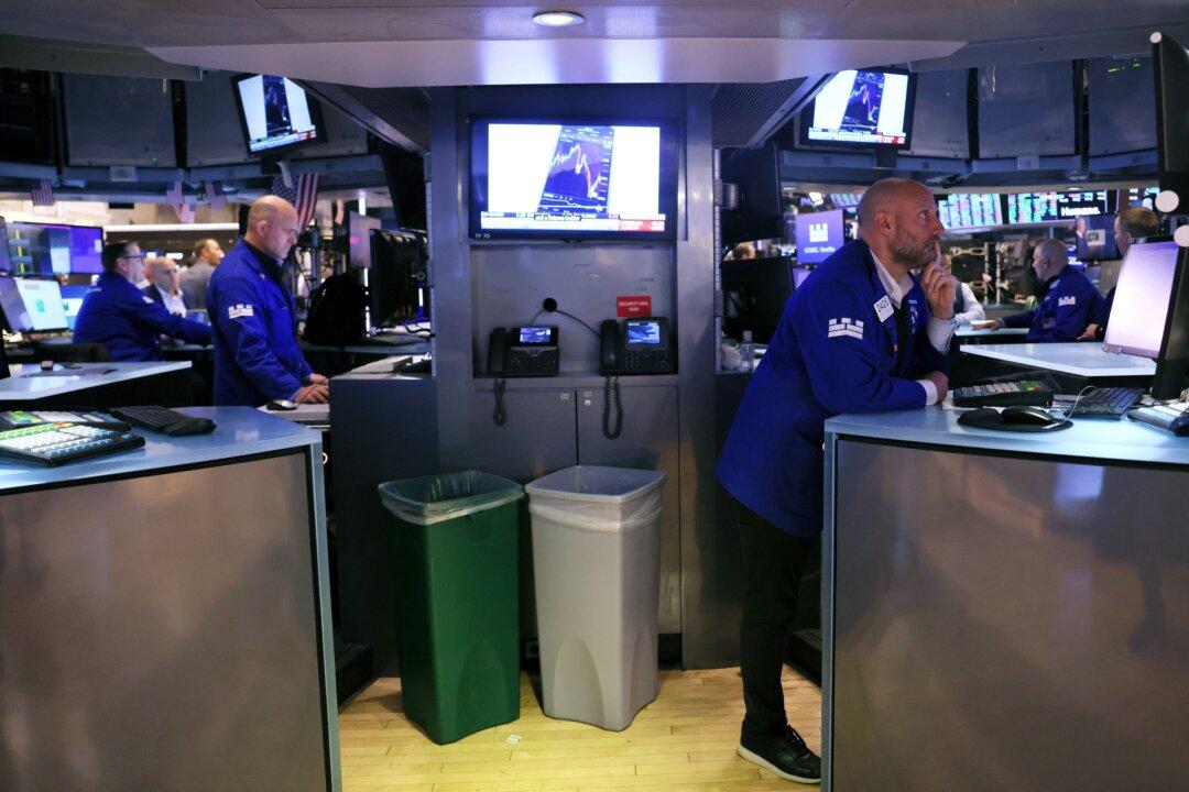 Stocks Fall Broadly on Wall Street as Inflation Worries Grow