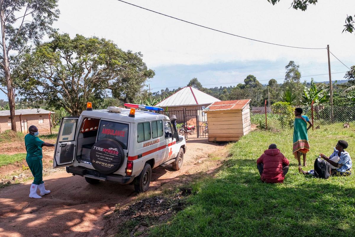Uganda Locks Down 2 Districts in Bid to Stem Spread of Ebola