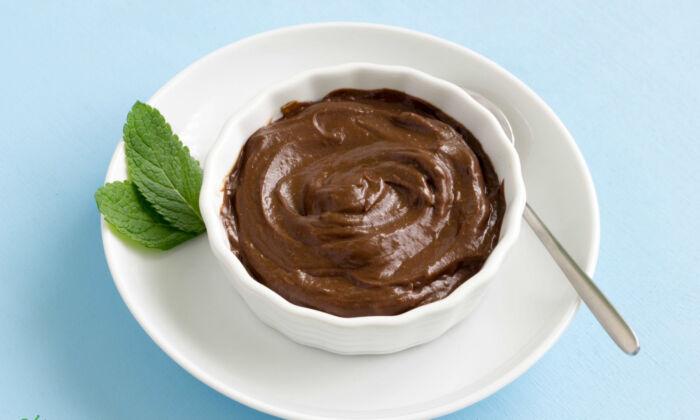Homemade Chocolate Pudding (Traditional Method)