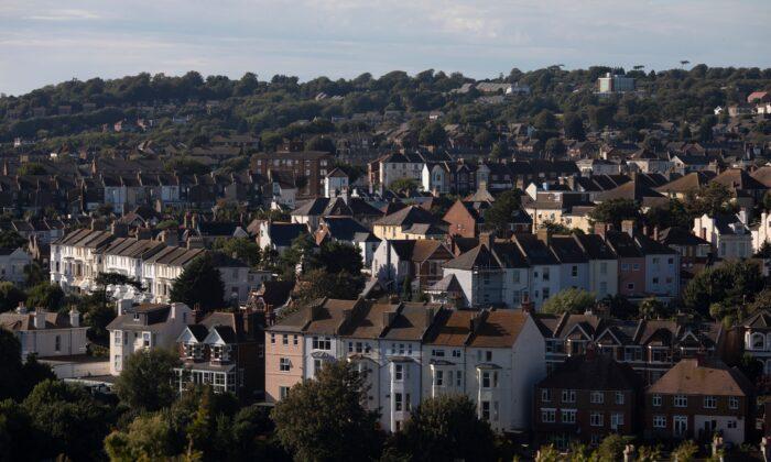 UK House Prices Stabilised in January, Halifax Figures Show