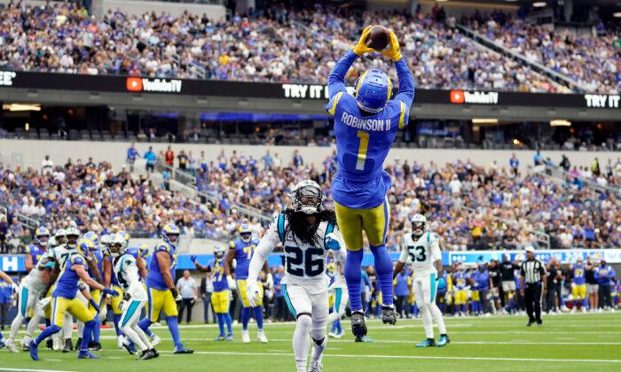 LA Rams Rally in 2nd Half to Beat Wilks, Panthers 24–10