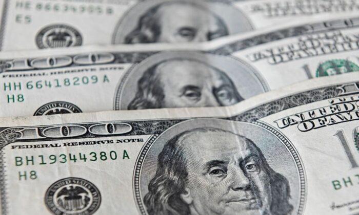 The US Dollar Will Stay the World’s Reserve Currency