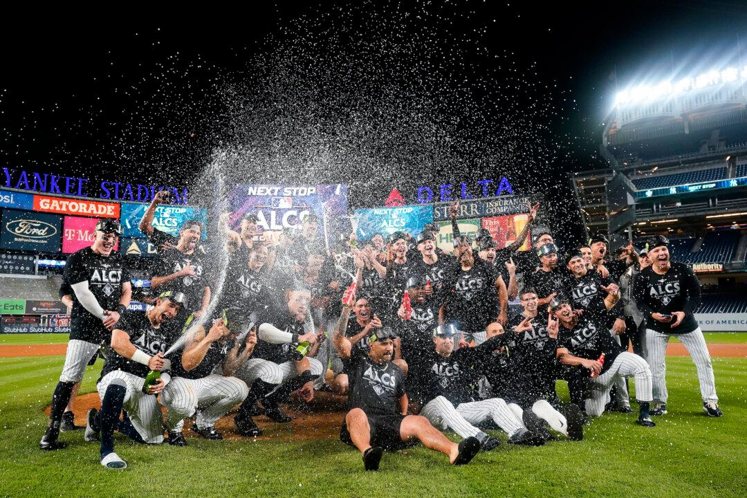 Stanton, Judge Bash Yanks to 5–1 Win, Into ALCS Vs Astros