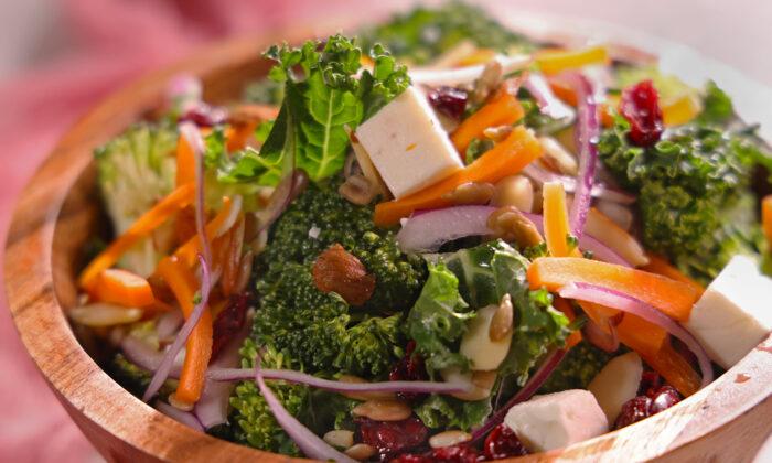 Easy Kale Salad with Lemon Vinaigrette (Recipe + Video)
