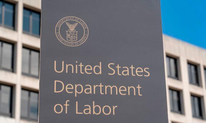 Government Watchdog Investigates 'Conflicts of Interest' in Lawsuit Against Labor Department