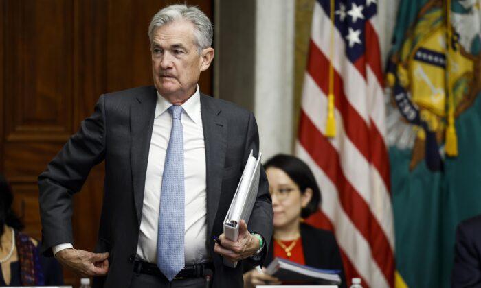 Fed Pays Banks, Funds $15 Billion in 4 Weeks for Not Investing Cash
