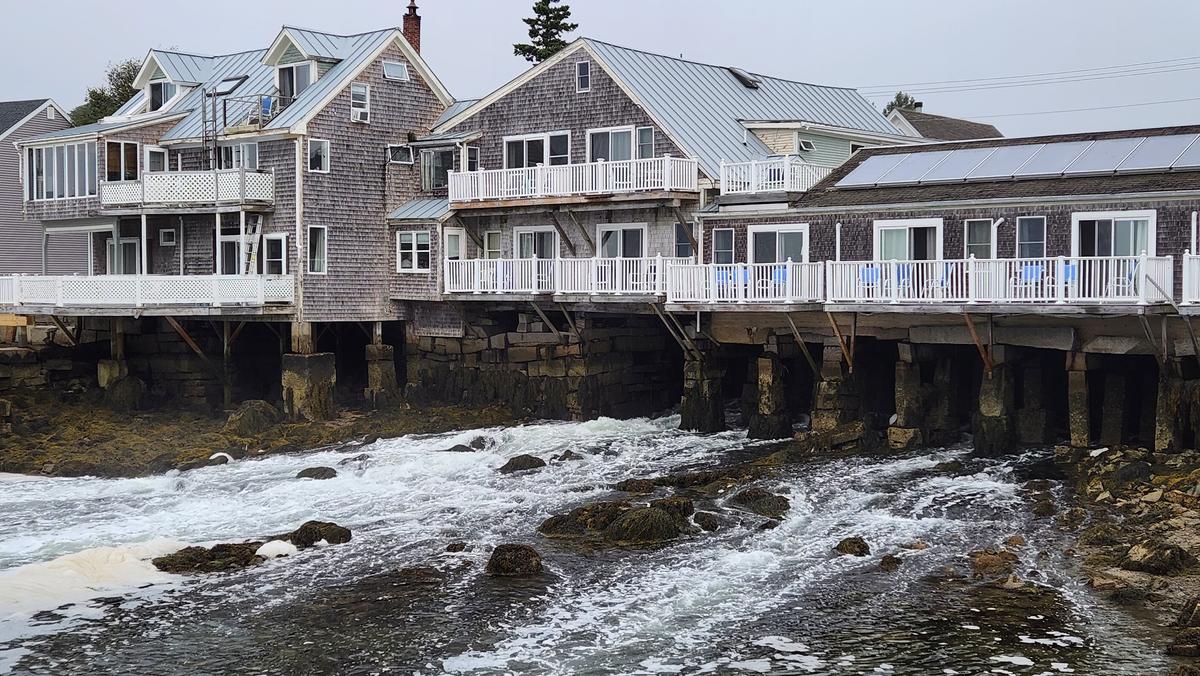 The Tidewater hotel is elevated above a channel of flowing tidal waters on Vinalhaven Island, Maine. (Courtesy of Simon Peter Groebner/Minneapolis Star Tribune/TNS)