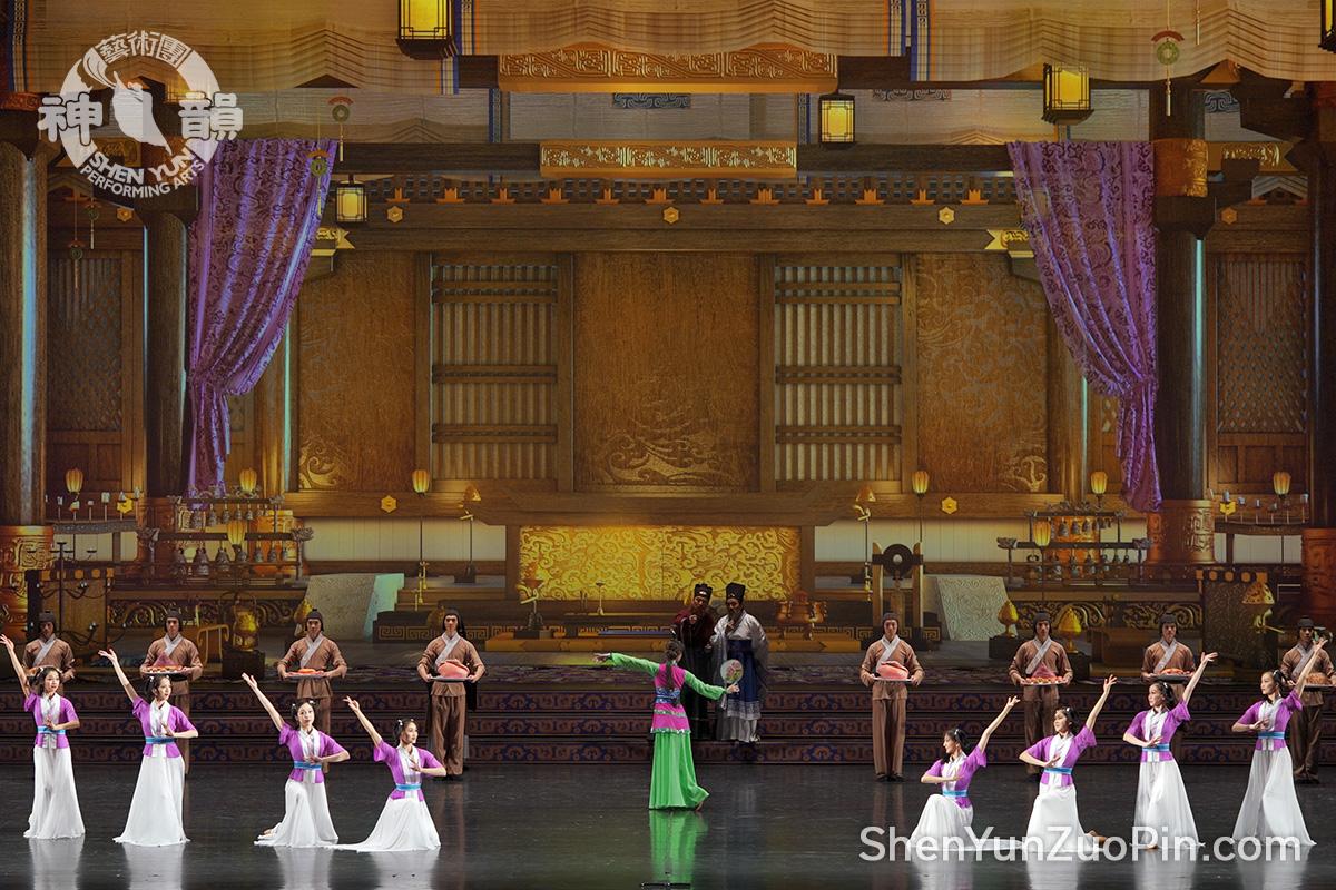 A scene from the Shen Yun opera, "The Stratagem." (Shen Yun Zuo Pin)