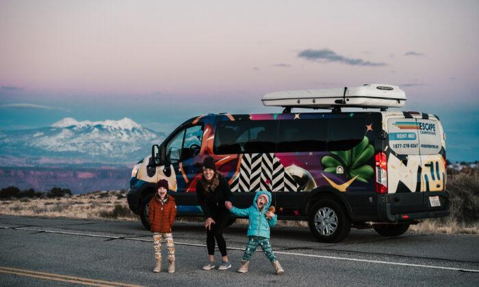 Road-Tripping Mom Shows How It’s Possible to Travel With Young Children While Keeping Costs Low