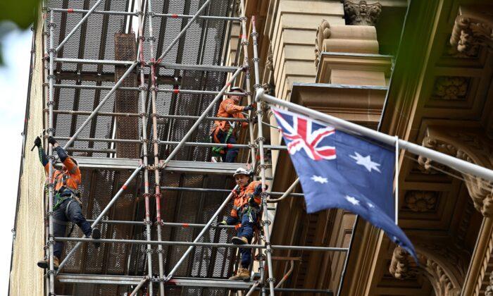Manufacturing, Construction Insolvencies Spike Across Australia